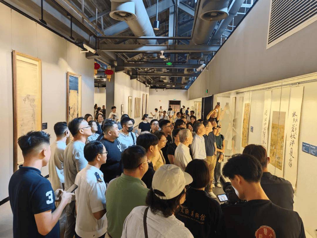 第八届中国文联知名老艺术家艺术成就展在京举办