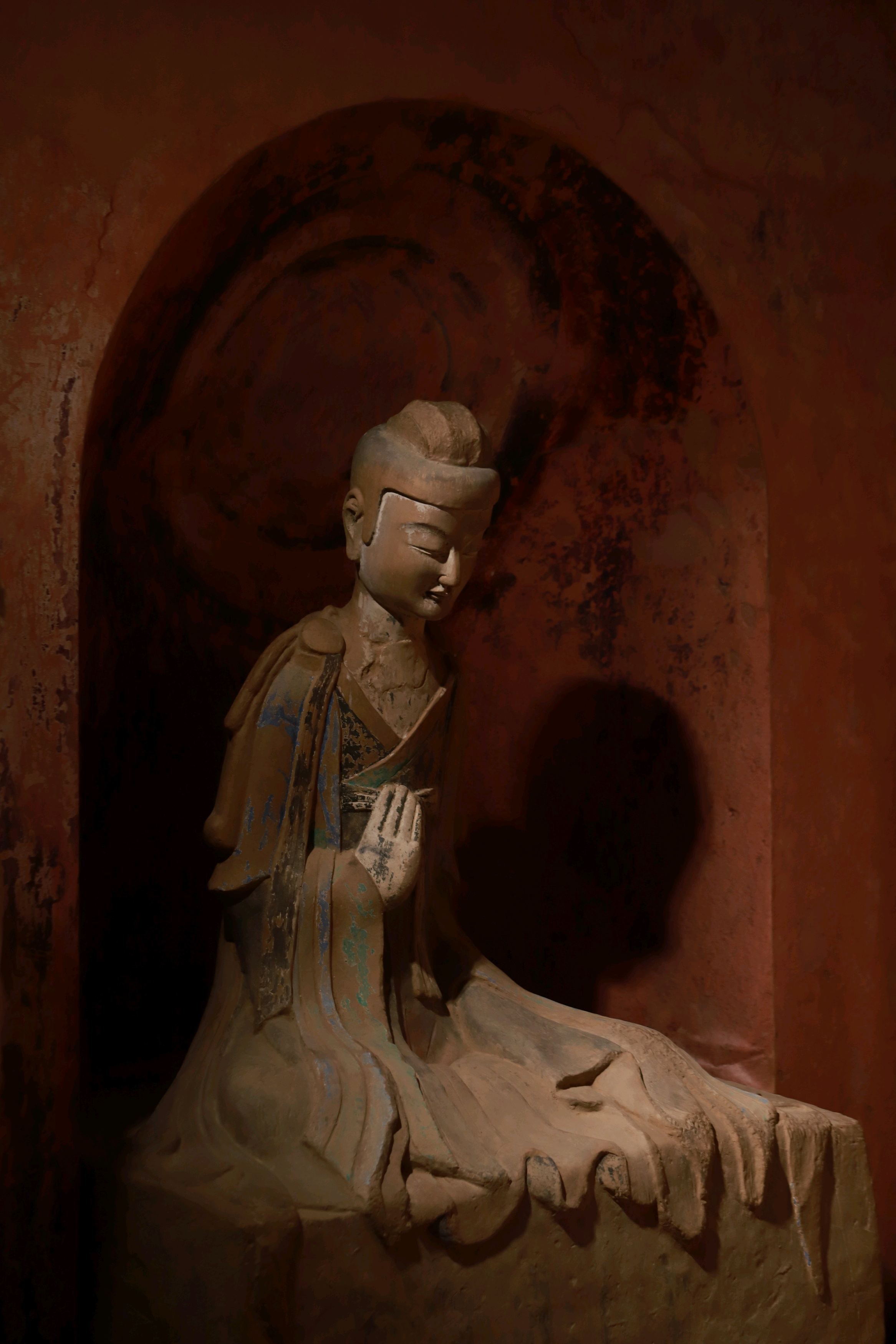 看展览|“东方微笑——人美新春特展·2025”开幕 展示中国画艺术的笔墨新境