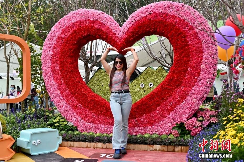 波兰华沙举办世界花卉展