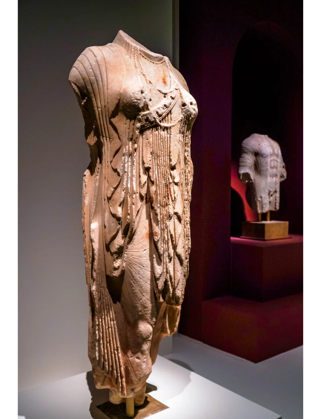 “涅瓦河畔的遐思——列宾艺术特展”在国博开幕