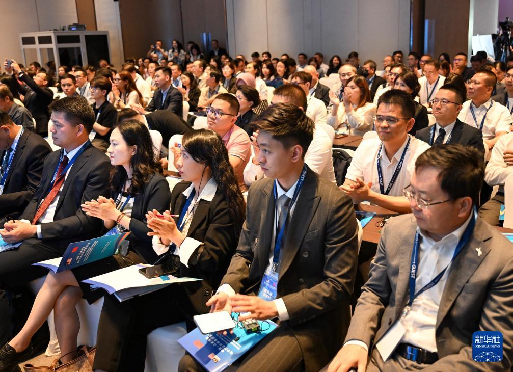 新华网与中国电子商会达成深度合作 共筑全球智能科技盛会传播新格局