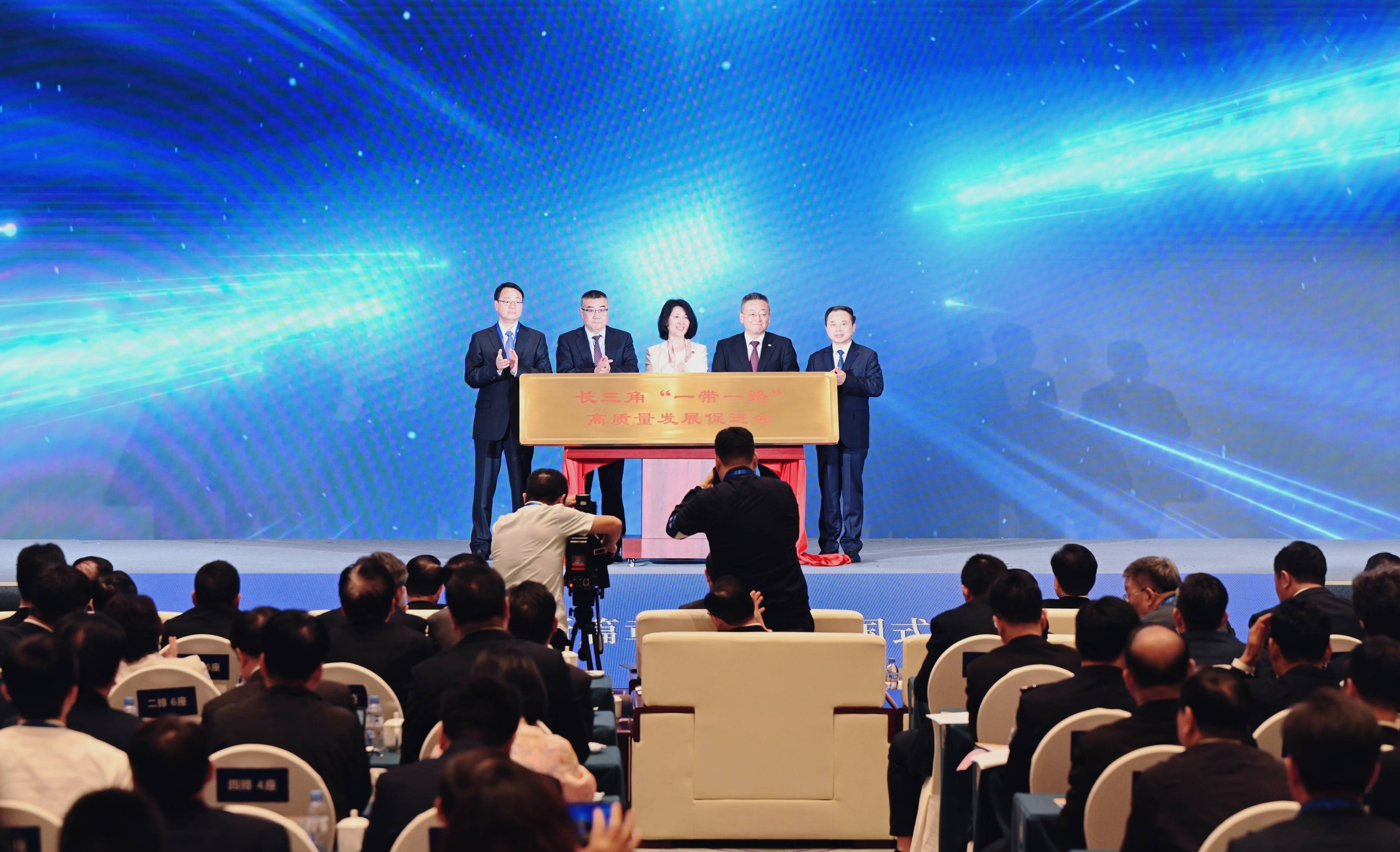 江浩然：发挥体制优势 以金融科技助力新质生产力发展