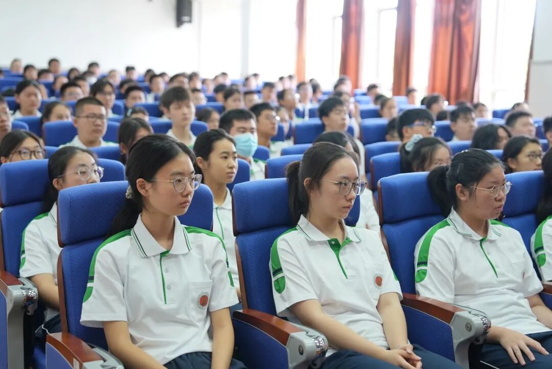 开学返校,这份身心调适“锦囊”请查收